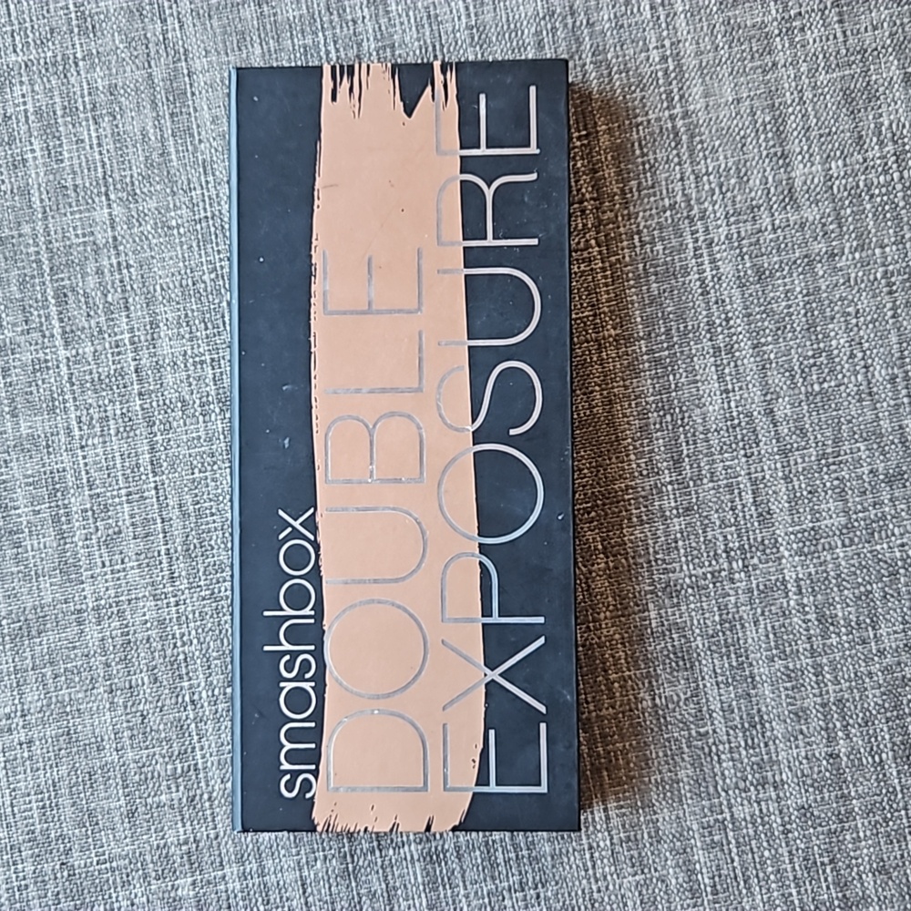 Smashbox Double Exposure w free add on!